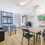 Appartement Stylish 1br Tower Road Prime Location *