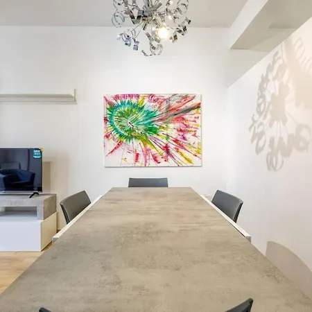 Stylish 1br Tower Road Prime Location * Sliema