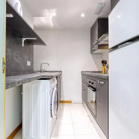 Stylish 1br Tower Road Prime Location Sliema