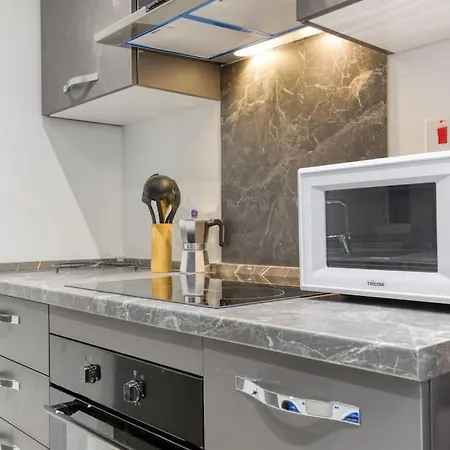 Stylish 1br Tower Road Prime Location Sliema